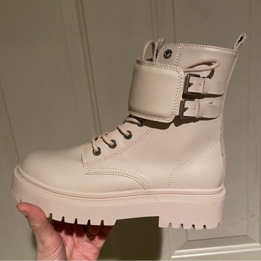New Zara Cream Boots